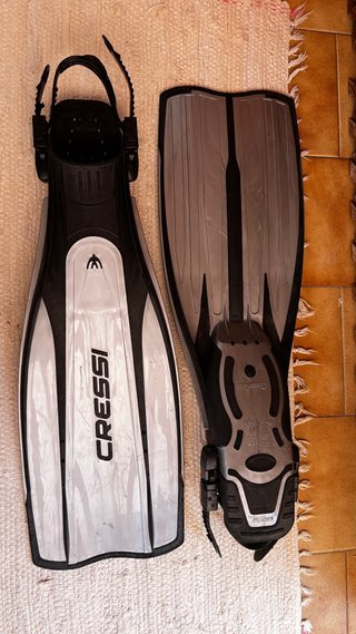 Pinne Cressi Prolight Taglia M-L + Calzari