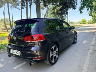 Volkswagen Golf GTI DSG 2011