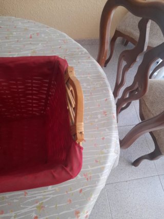 Cesta Mimbre Forro Rojo
