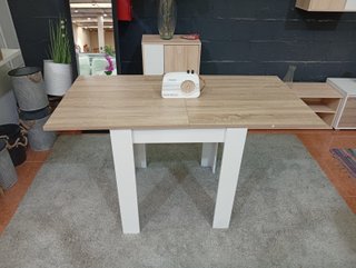 Mesa auxiliar madera y blanca