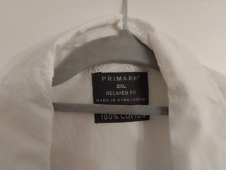 Camisa Blanca Bordada Flores Primark Talla 2XL