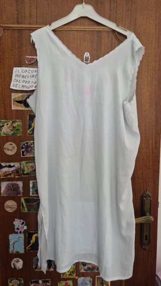 Camicia da notte in seta ricamata