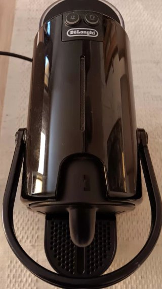 Cafetera DeLonghi Negra