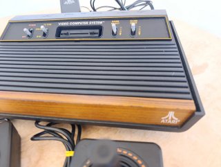 Consola clásica Atari 2600 videoconsola