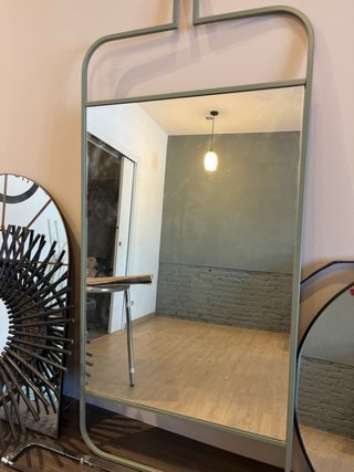 Espejo moderno marco verde