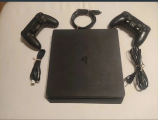 Consola Sony PS4 Negra