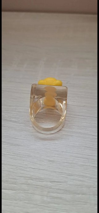 Anillo oso amarillo transparente