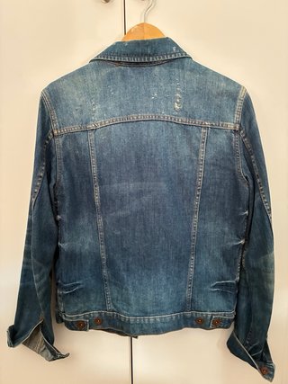 Cazadora vaquera Mango desgastada