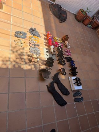 Lote de zapatos,tacones, sandalias,etc TALLA 39