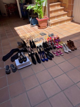 Lote de zapatos,tacones, sandalias,etc TALLA 39