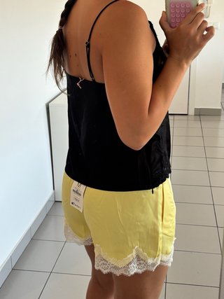 Top Alma en Pena Negro y Amarillo Talla L