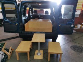 Mueble Furgoneta Hecho a Mano