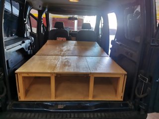 Mueble Furgoneta Hecho a Mano