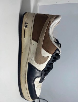 Nike Air Force 1 Negras y Marrones