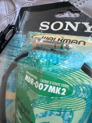 Lote Radio  y Auriculares (nuevos) Sony