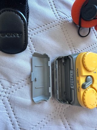 Lote Radio  y Auriculares (nuevos) Sony