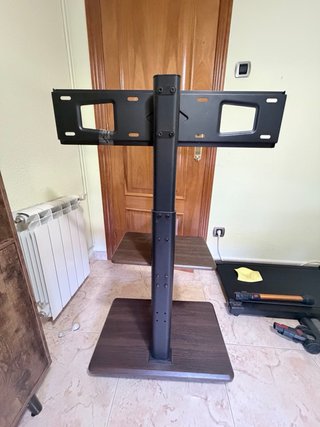 Soporte TV Universal con Ruedas