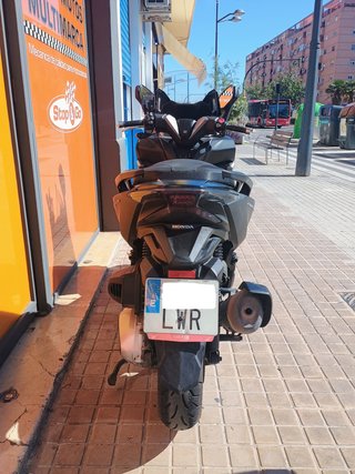 Honda Forza 350 Negra