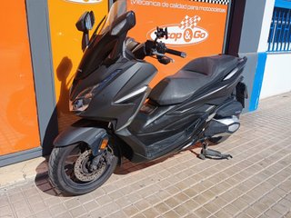 Honda Forza 350 Negra