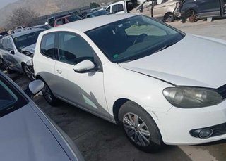 Bandeja trasera volkswagen golf vi (5k1) 441524
