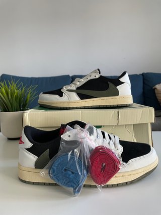 Jordan 1 Low Travis Scott Olive
