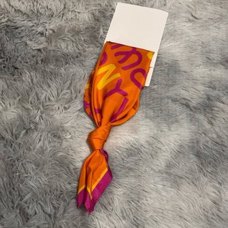 Bandana Seda Antonio Benito x Zara Naranja