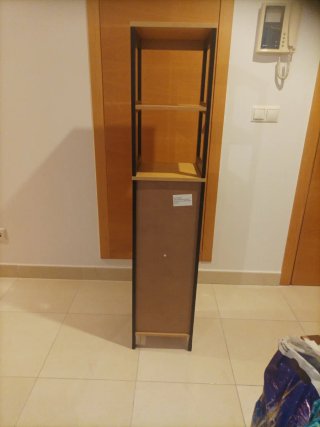 Mueble/ estantería estrecho madera