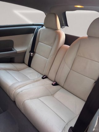 Volvo C30 T5 220cv manual