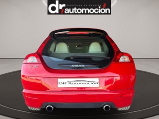 Volvo C30 T5 220cv manual