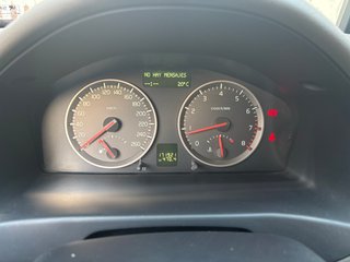 Volvo C30 T5 220cv manual
