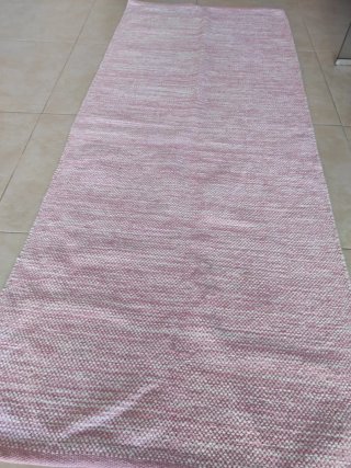 Tappeti rosa per corridoio