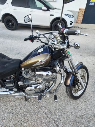 Yamaha XV1100 Virago - Azul/Dorado