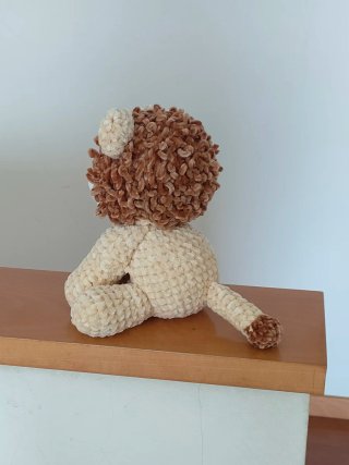 Leão de peluche em crochet