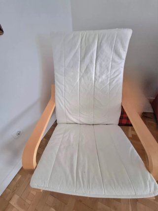 Sillón Poäng Ikea con reposapiés, excelente estado