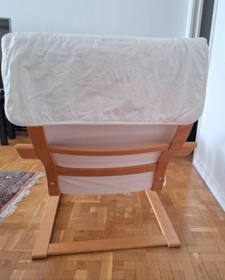 Sillón Poäng Ikea con reposapiés, excelente estado