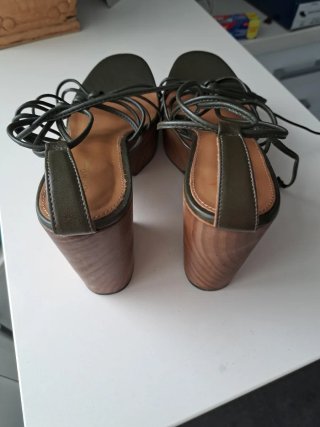 Sandalias verdes tacon plataforma Other Stories