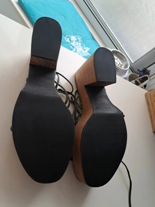 Sandalias verdes tacon plataforma Other Stories