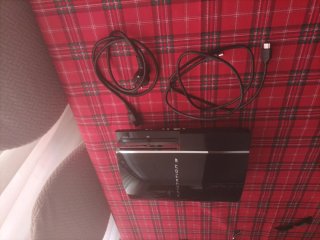 PS3 Retrocompatible Sony Negra más 4 juegos