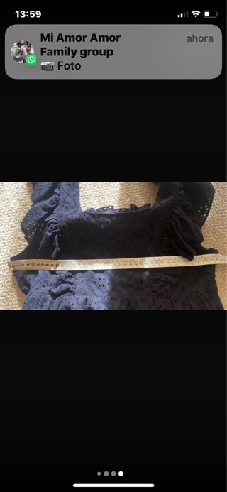 Vestido largo negro con volantes