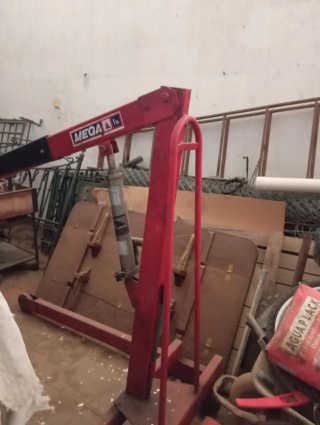 Grúa Mecánica Plegable Roja