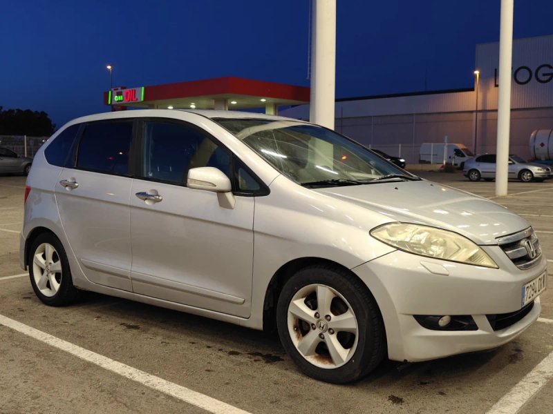 Honda FR-V 2005 - foto 1