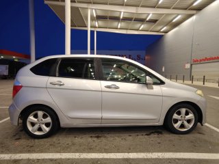 Honda FR-V 2005