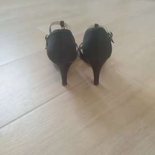 Sandalias de tacón negras