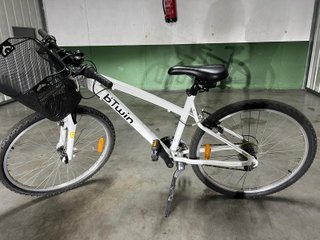 Bicicleta Btwin blanca paseo niño/niña