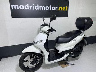 Peugeot Tweet 125 2024