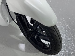 Peugeot Tweet 125 2024