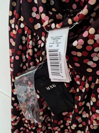 Vestido midi de Mango con cuello halter