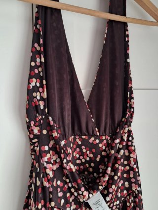 Vestido midi de Mango con cuello halter