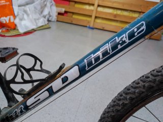 Bicicleta azul y verde SD Bike