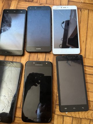 Lote de 7 teléfonos móviles